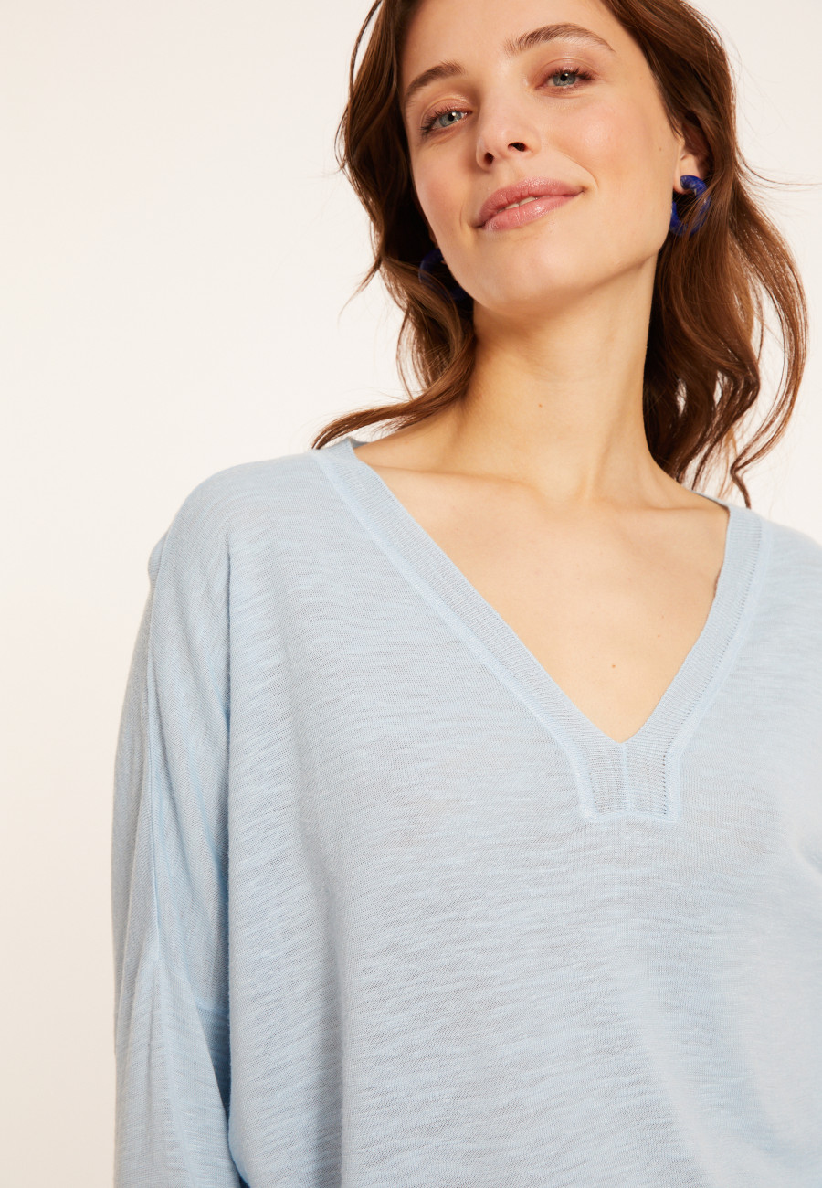 Oversized v-neck flamed linen t-shirt - Beja