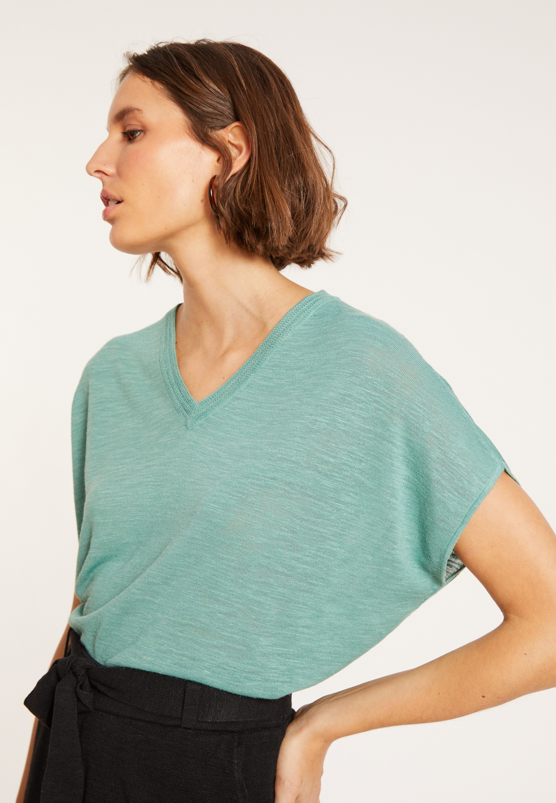 Flamed linen V-neck loose T-shirt - Marra