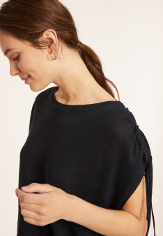 Flamed linen t-shirt with shoulders tightening - Marine