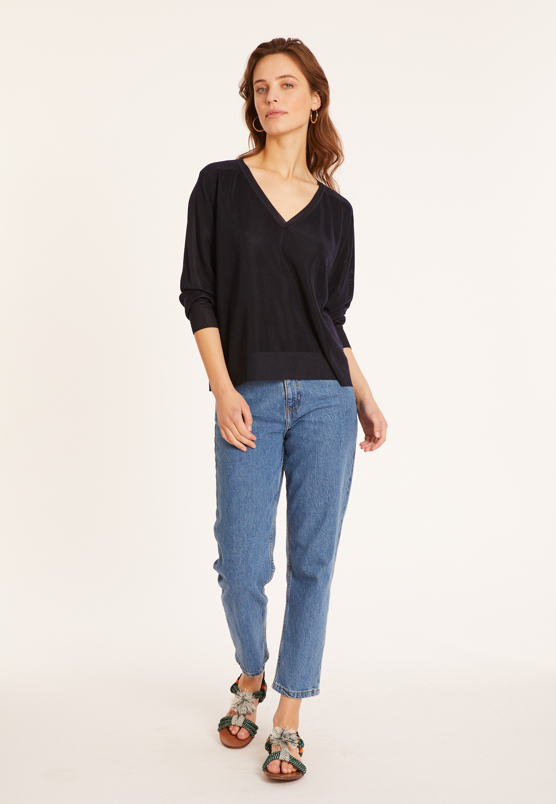 Pull col V en fil lumière - Maja