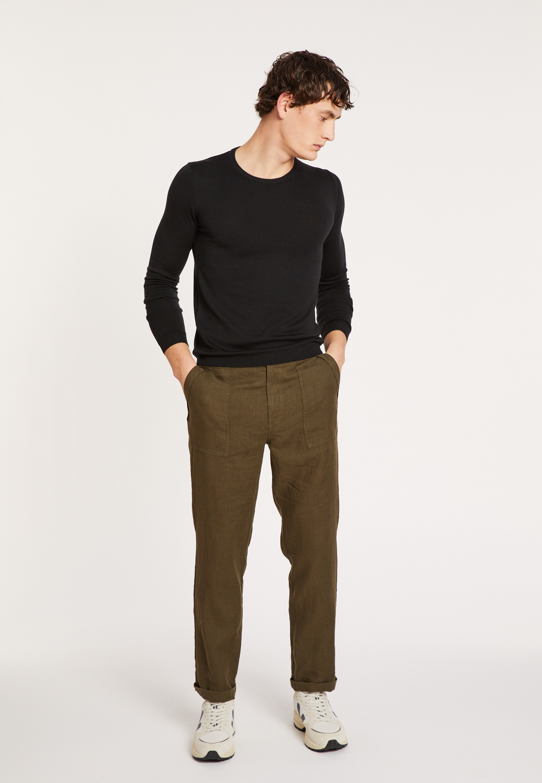 Pull col rond en laine mérinos - Bardem 6810 - 01 Noir