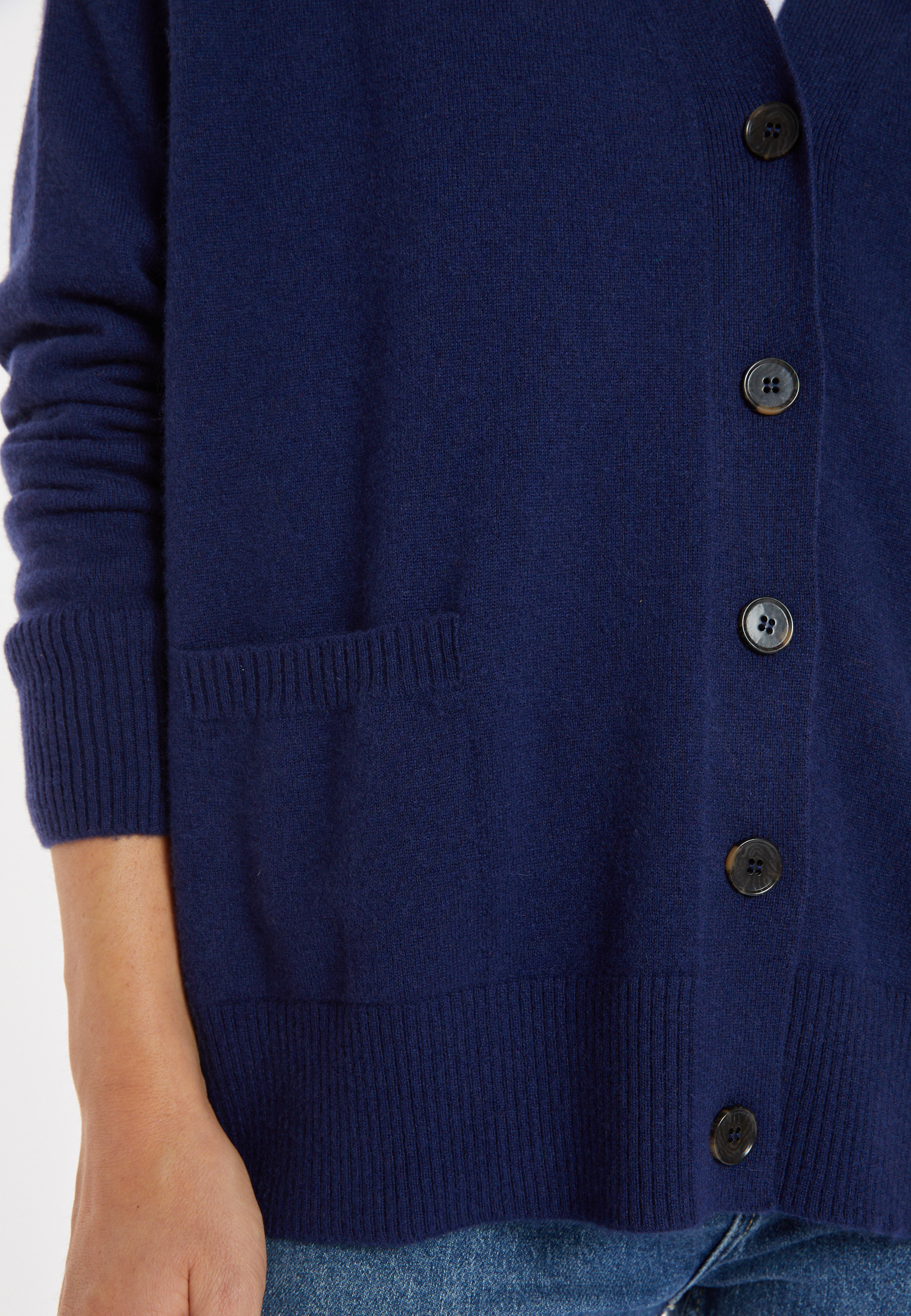 Cardigan en cachemire boutonné à poches - Ariel 8243