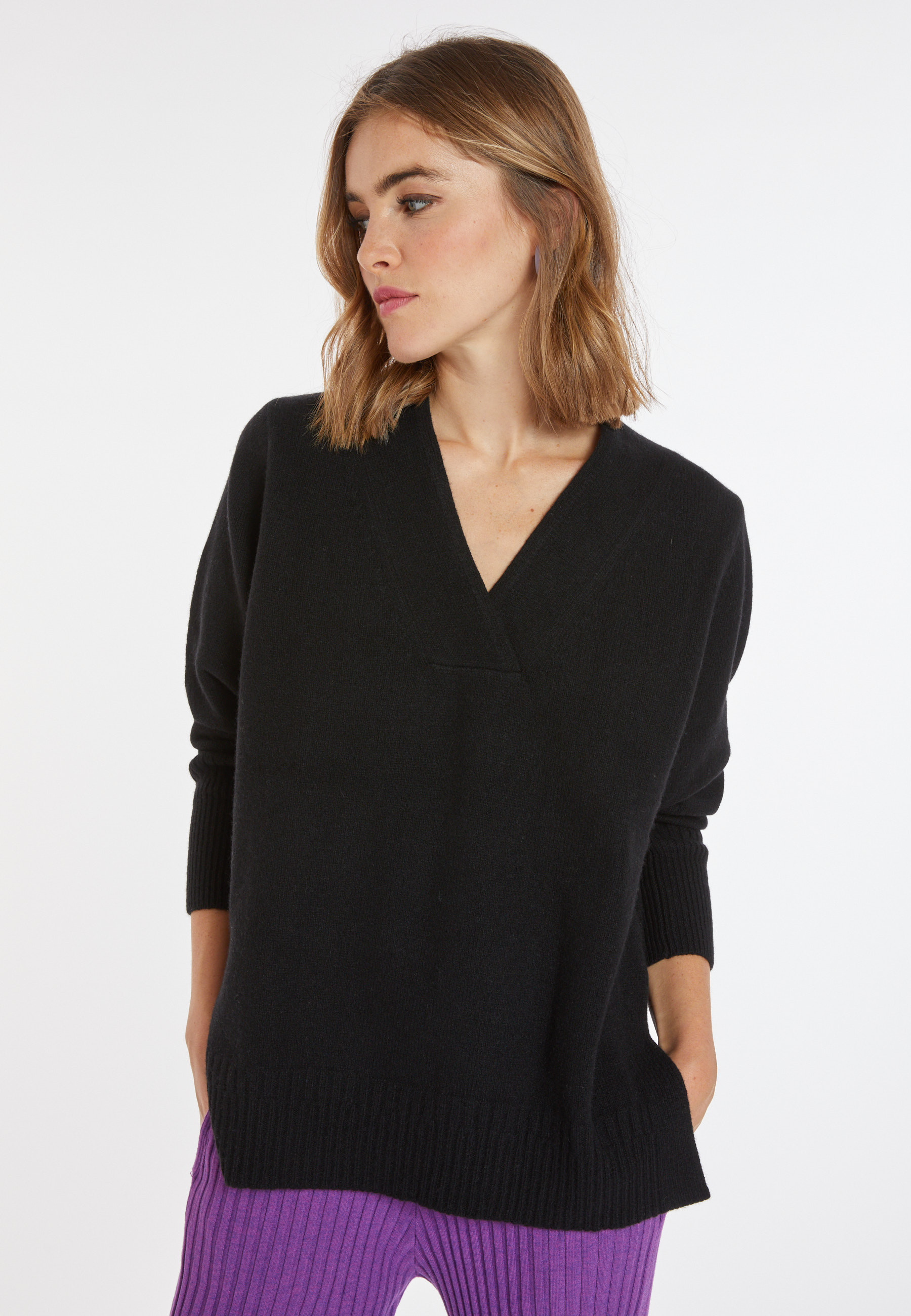 Loose-fitting V-neck cashmere and wool sweater - Chloé