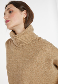 Loose-fitting turtleneck sweater in wool and cashmere - Clara