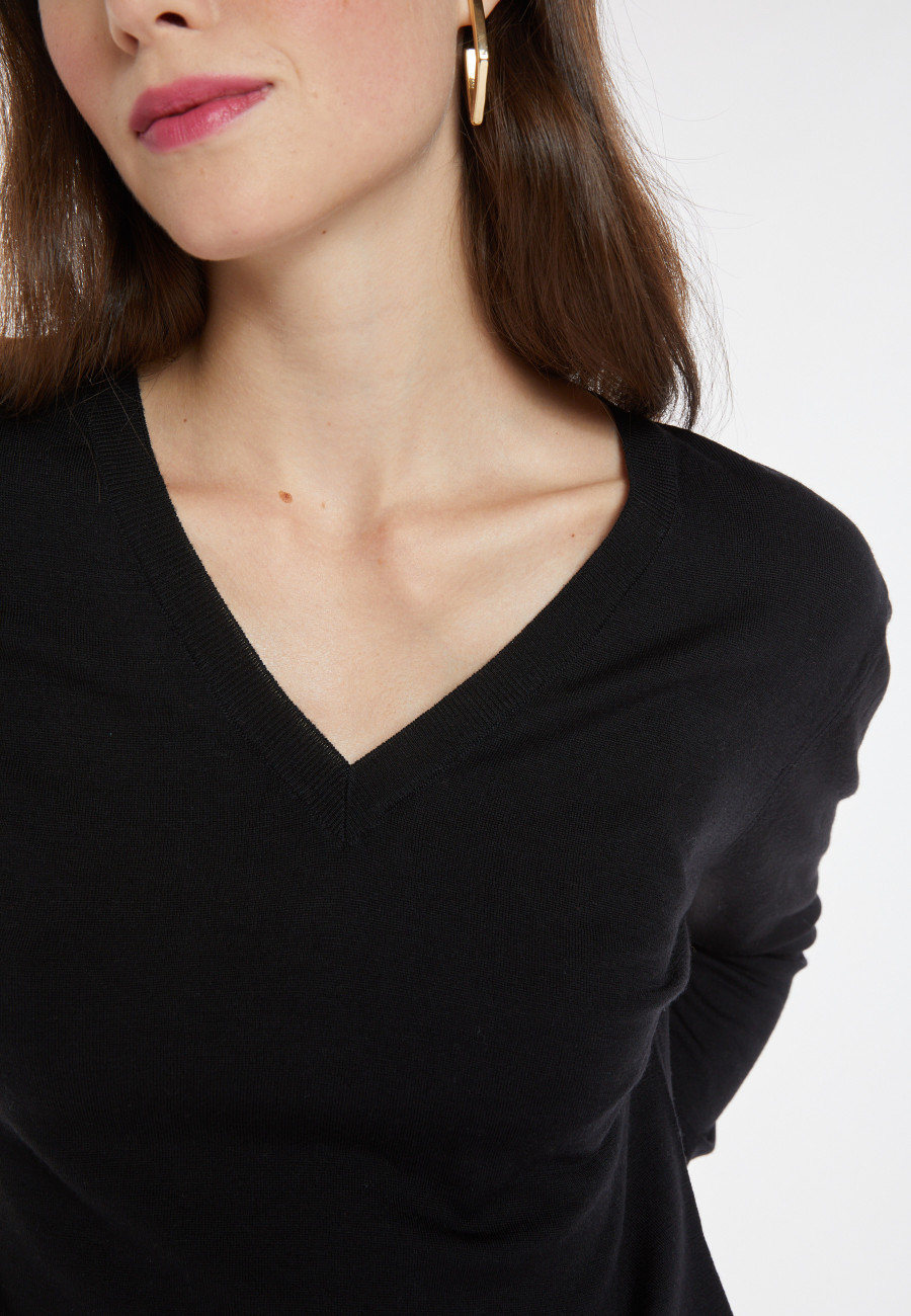 Pull col V en laine mérinos - Arya