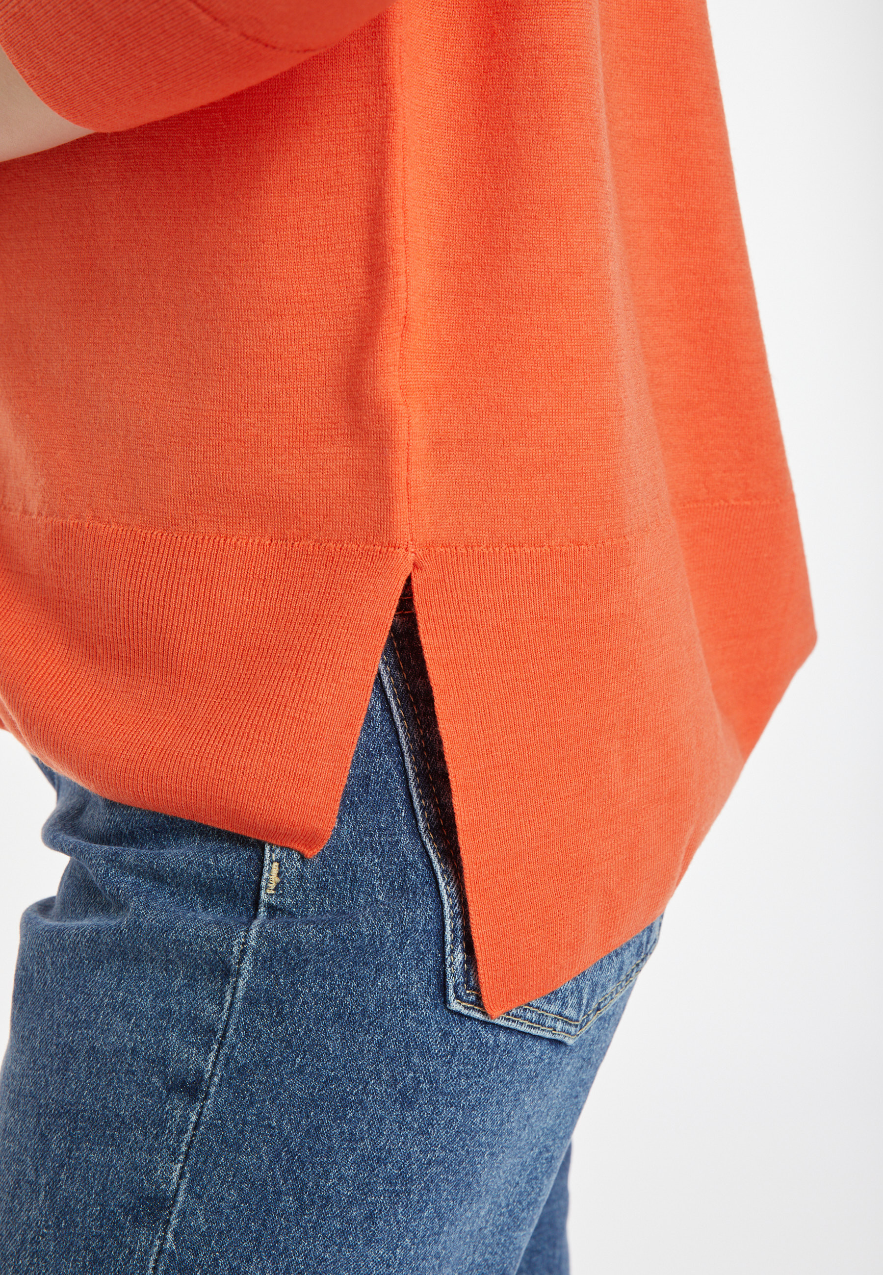 Pull col roulé à fentes en laine mérinos - Amy 8270