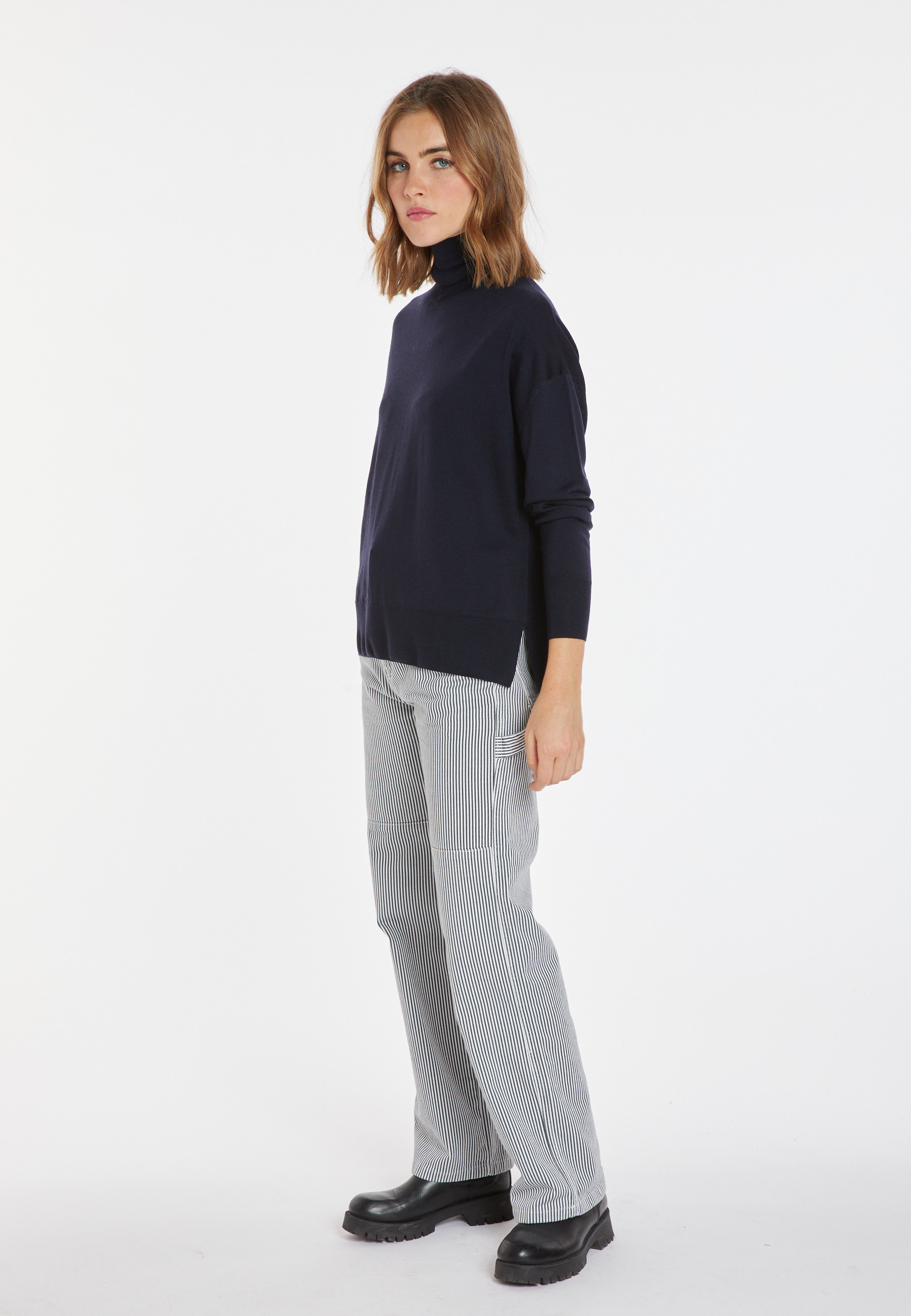 Pull col roulé à fentes en laine mérinos - Amy 8240