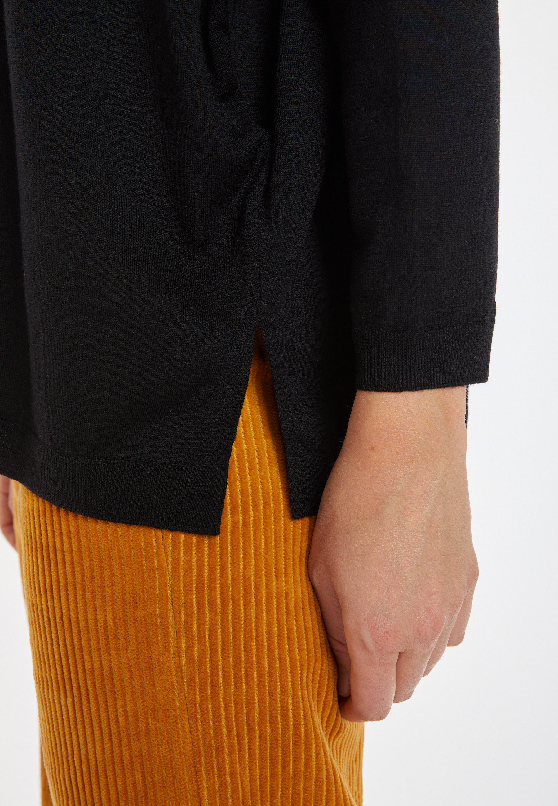 Loose-fitting round-neck sweater in merino wool - Azel