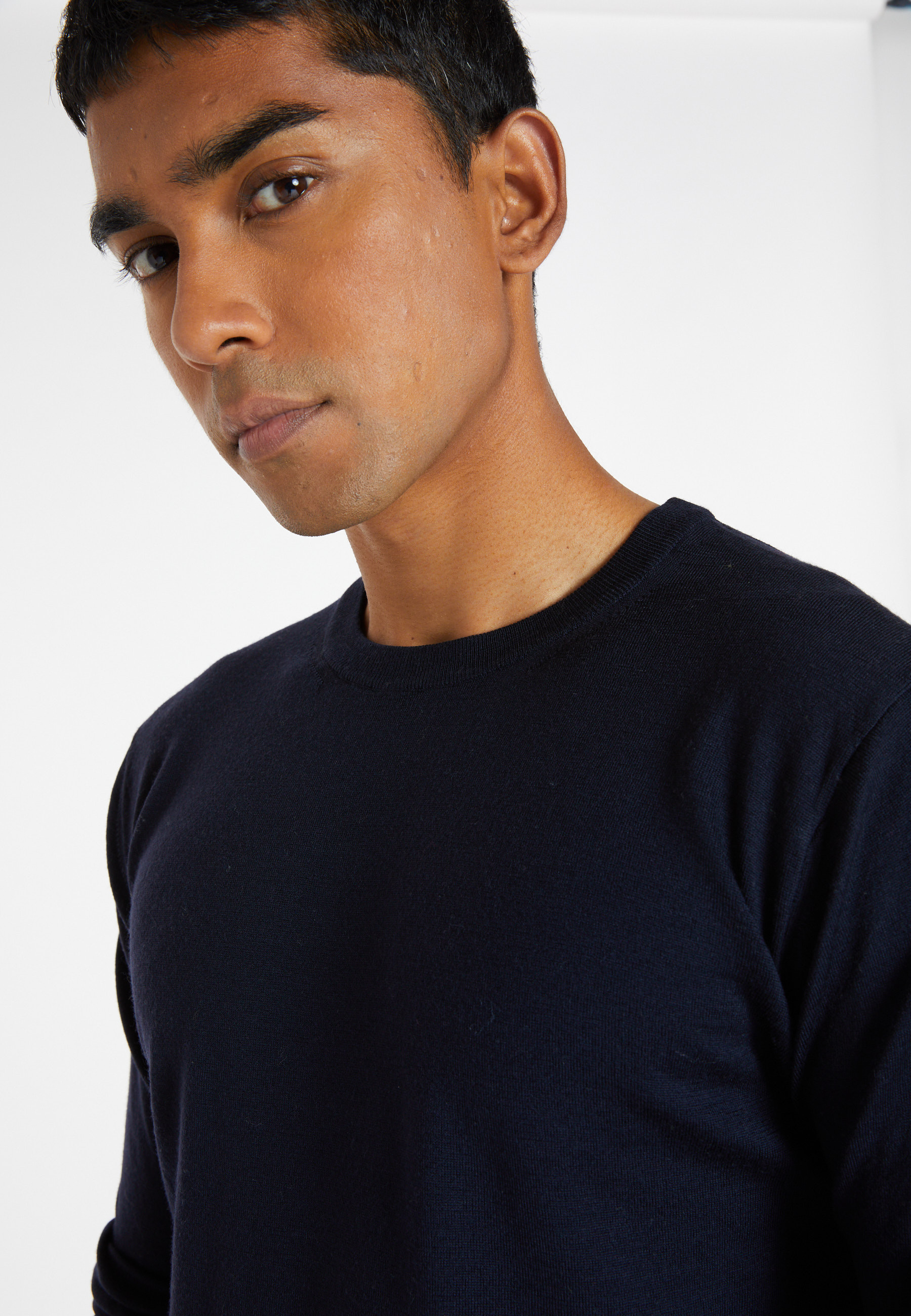 Crew neck sweater with logo in merino wool - Eddie