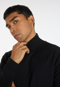 Turtleneck sweater with logo in merino wool - Enzo