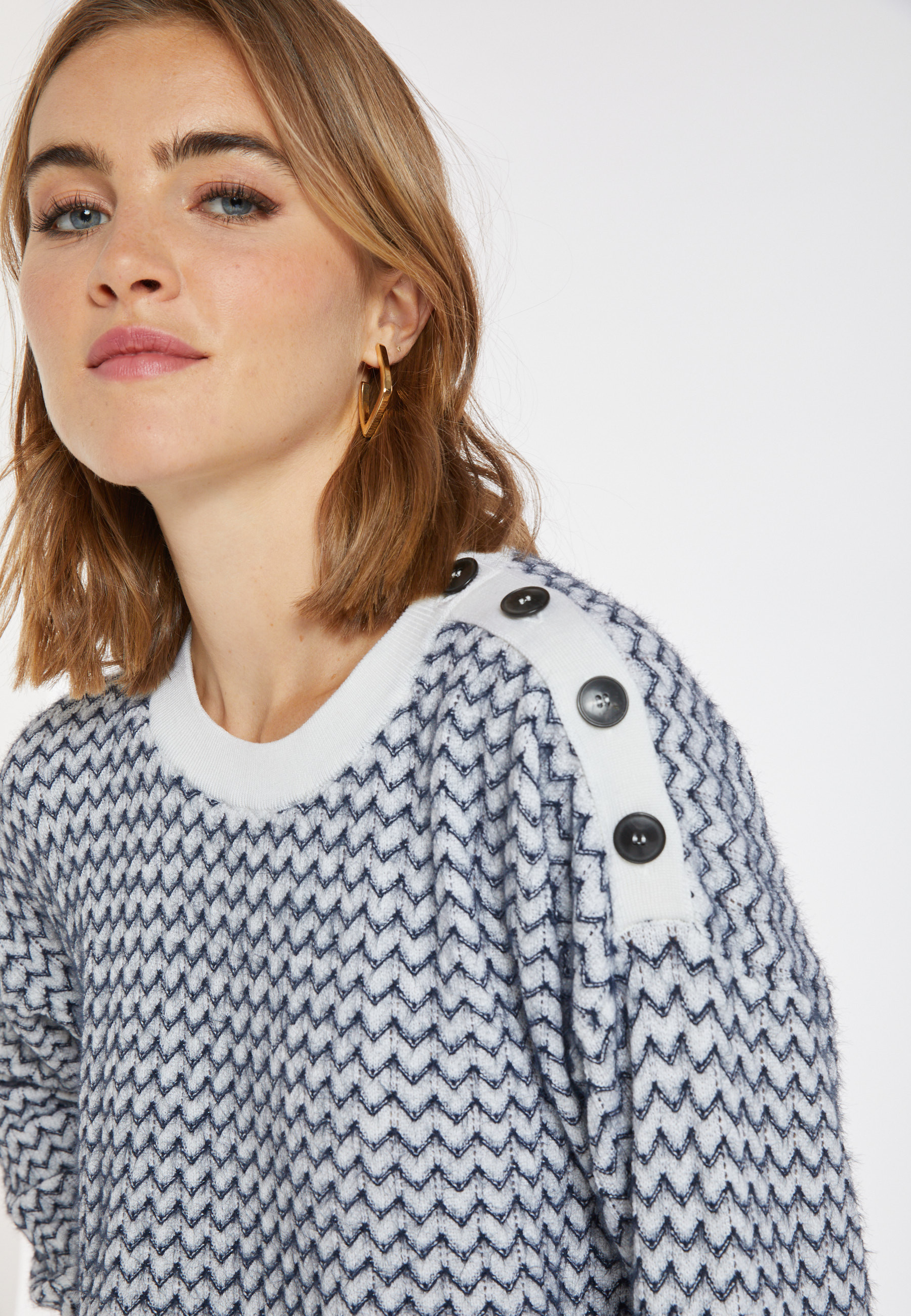 Pull motifs chevron en laine mérinos - Coralise 8303
