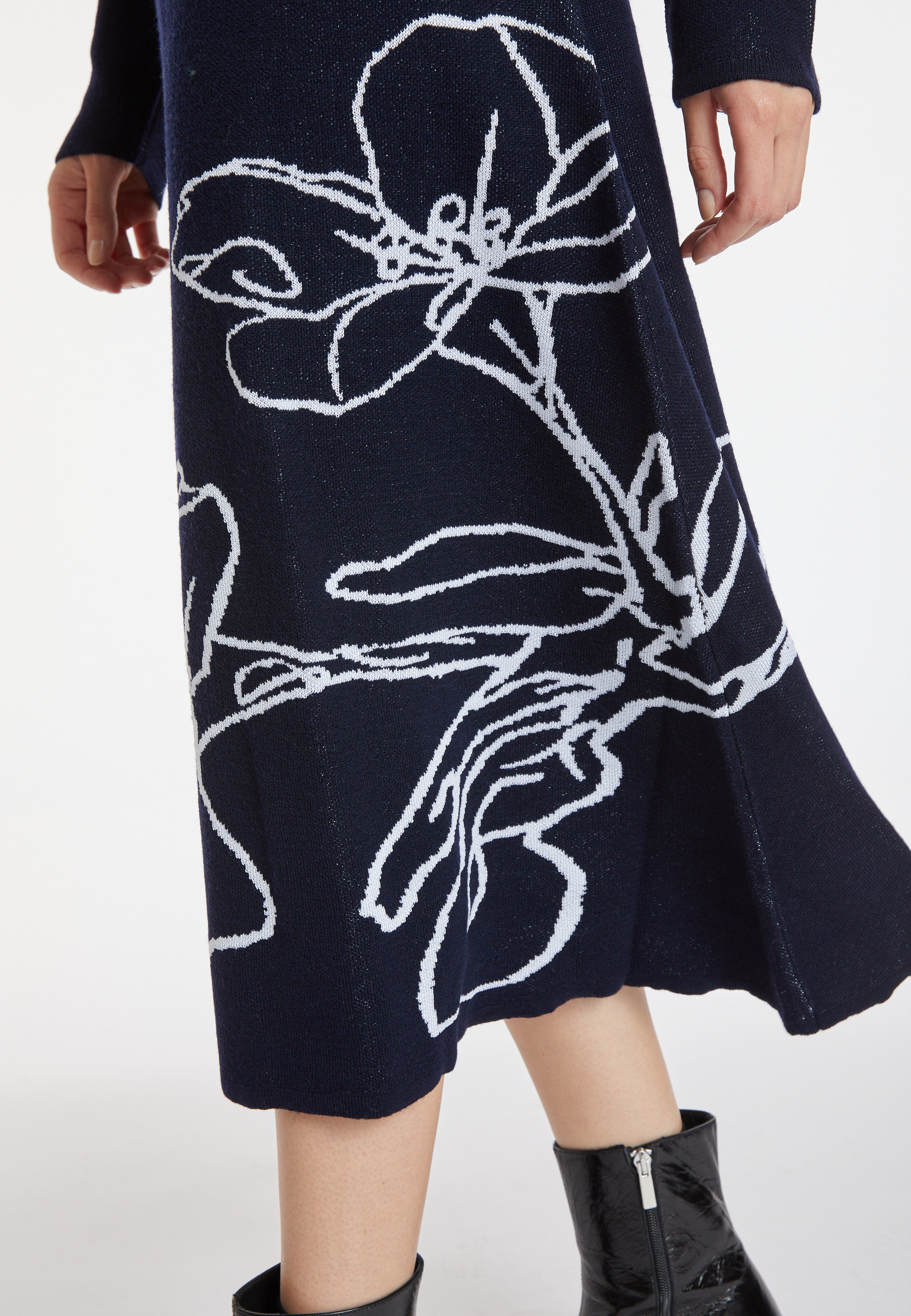 Long flared dress in merino wool - Charlize