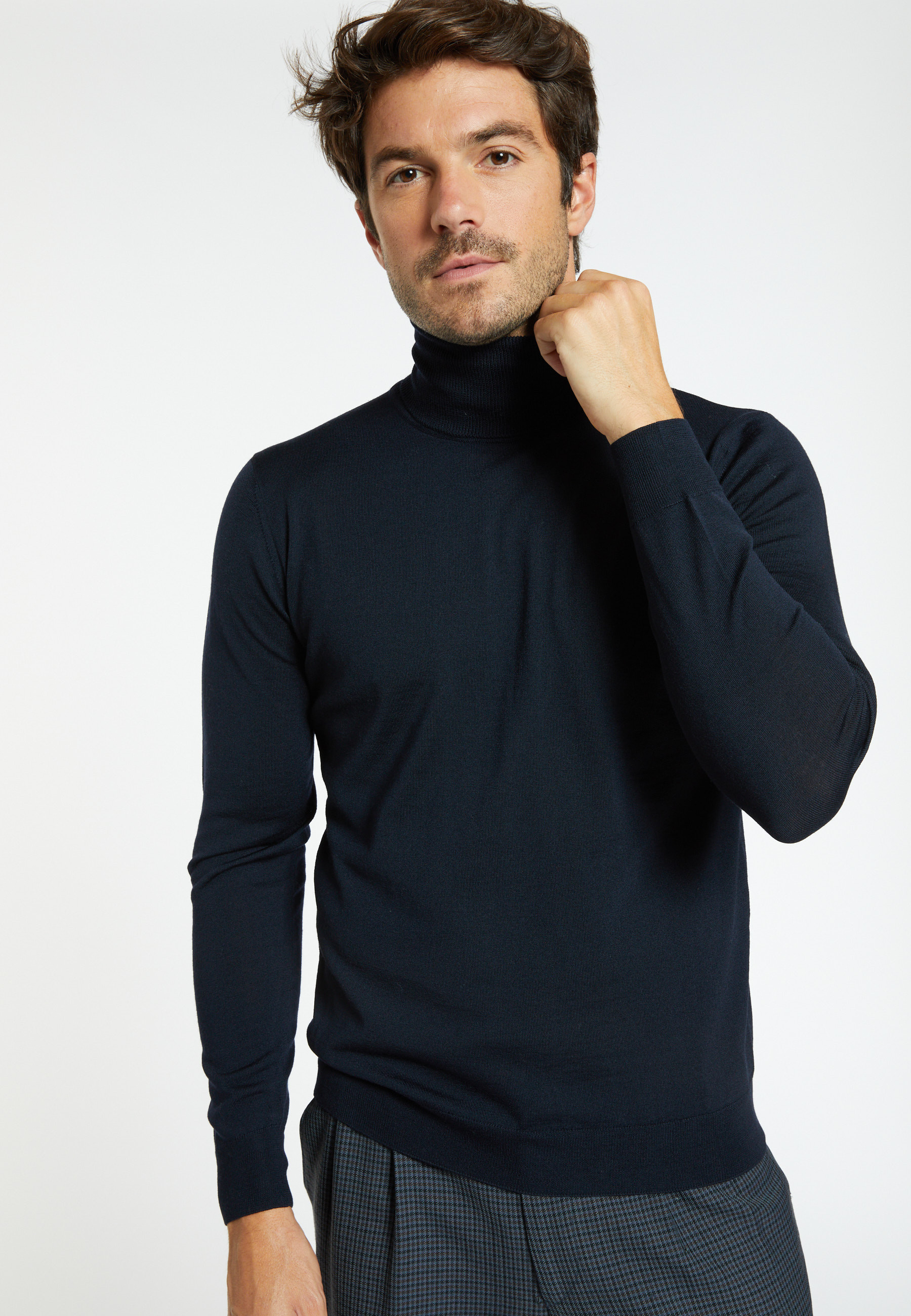 Pull col roulé en laine mérinos