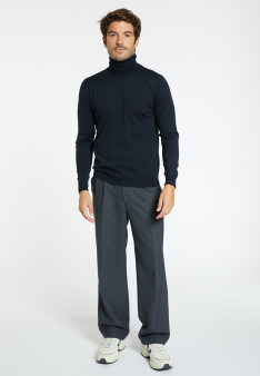Pull col roulé en laine mérinos Finlay 6340
