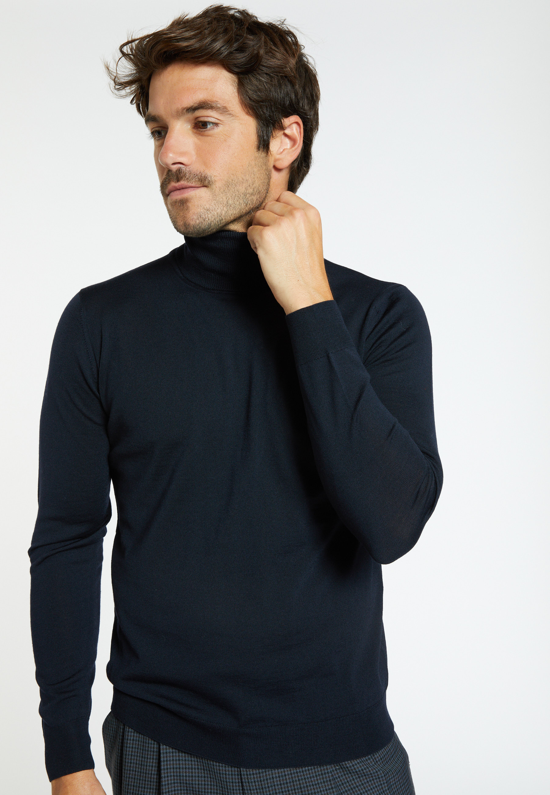 Pull col roulé en laine mérinos