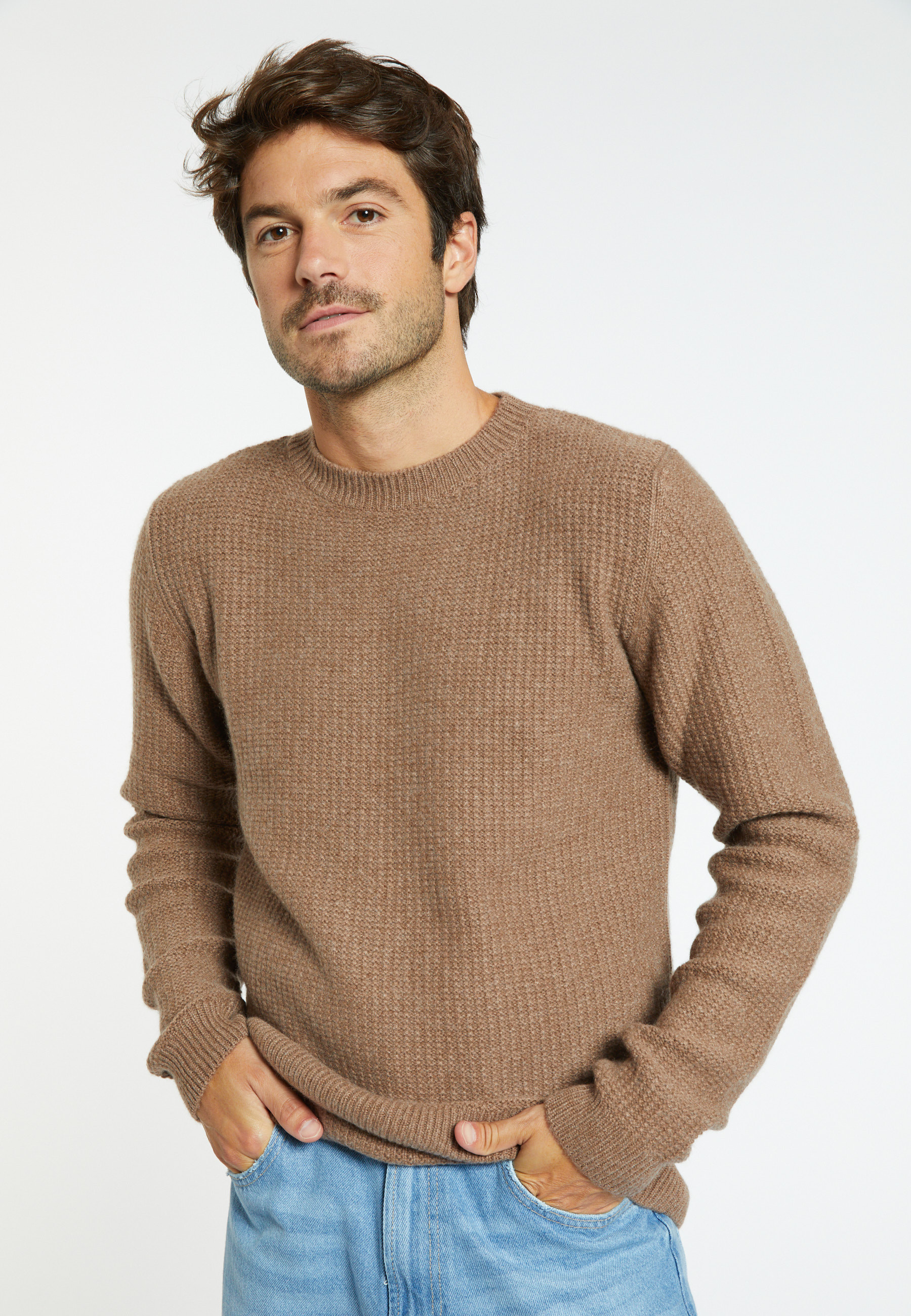 Pull col rond en cachemire 4 fils - Liverpool 7012 volute - 09 Gris moyen