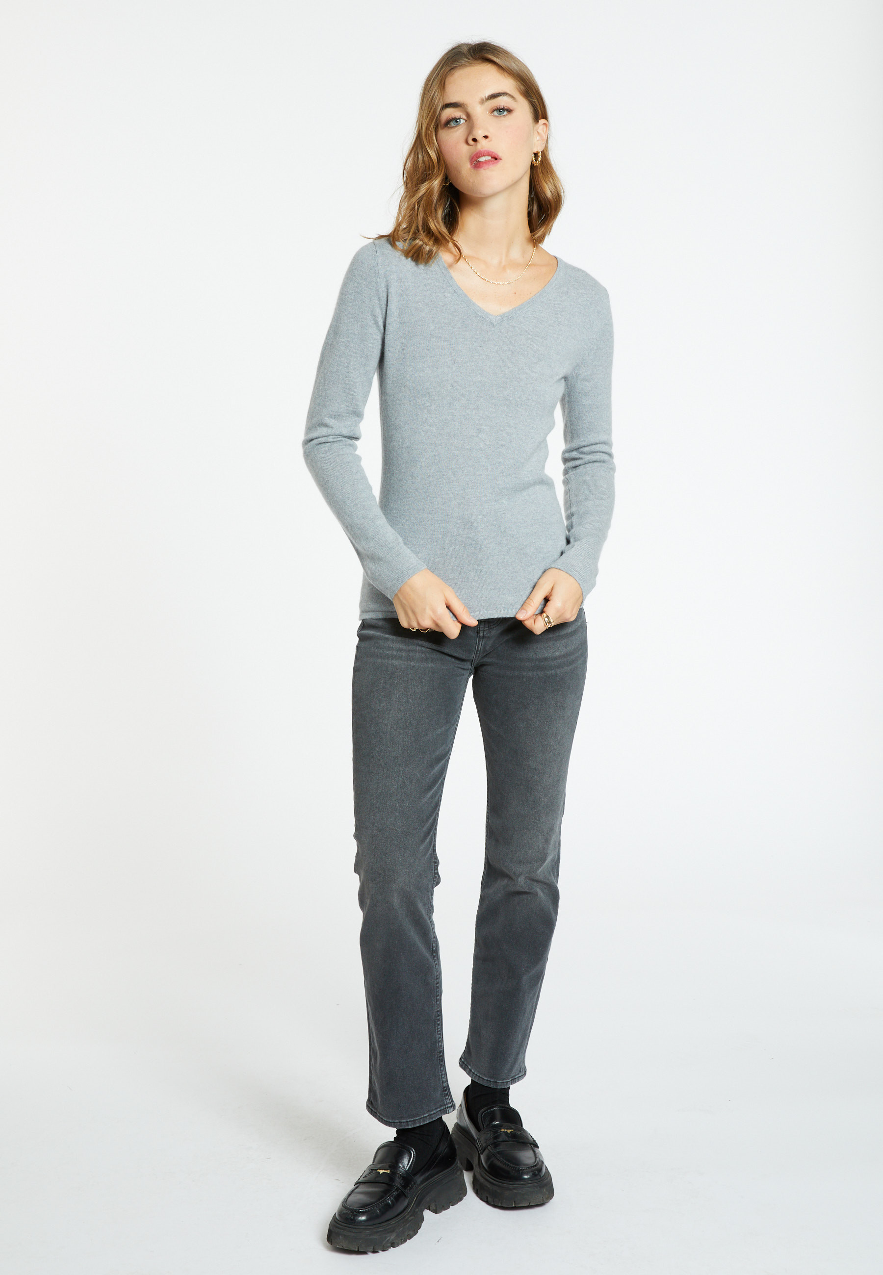 Pull col V en cachemire intemporel - Eniva 6385 nude - 85 nude