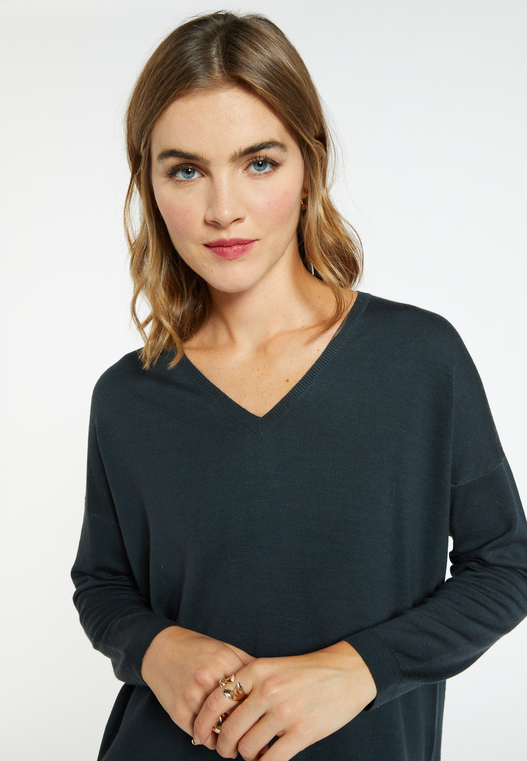 Pull à fentes col v en laine - Bernice 7002 arome - 82 Ecru