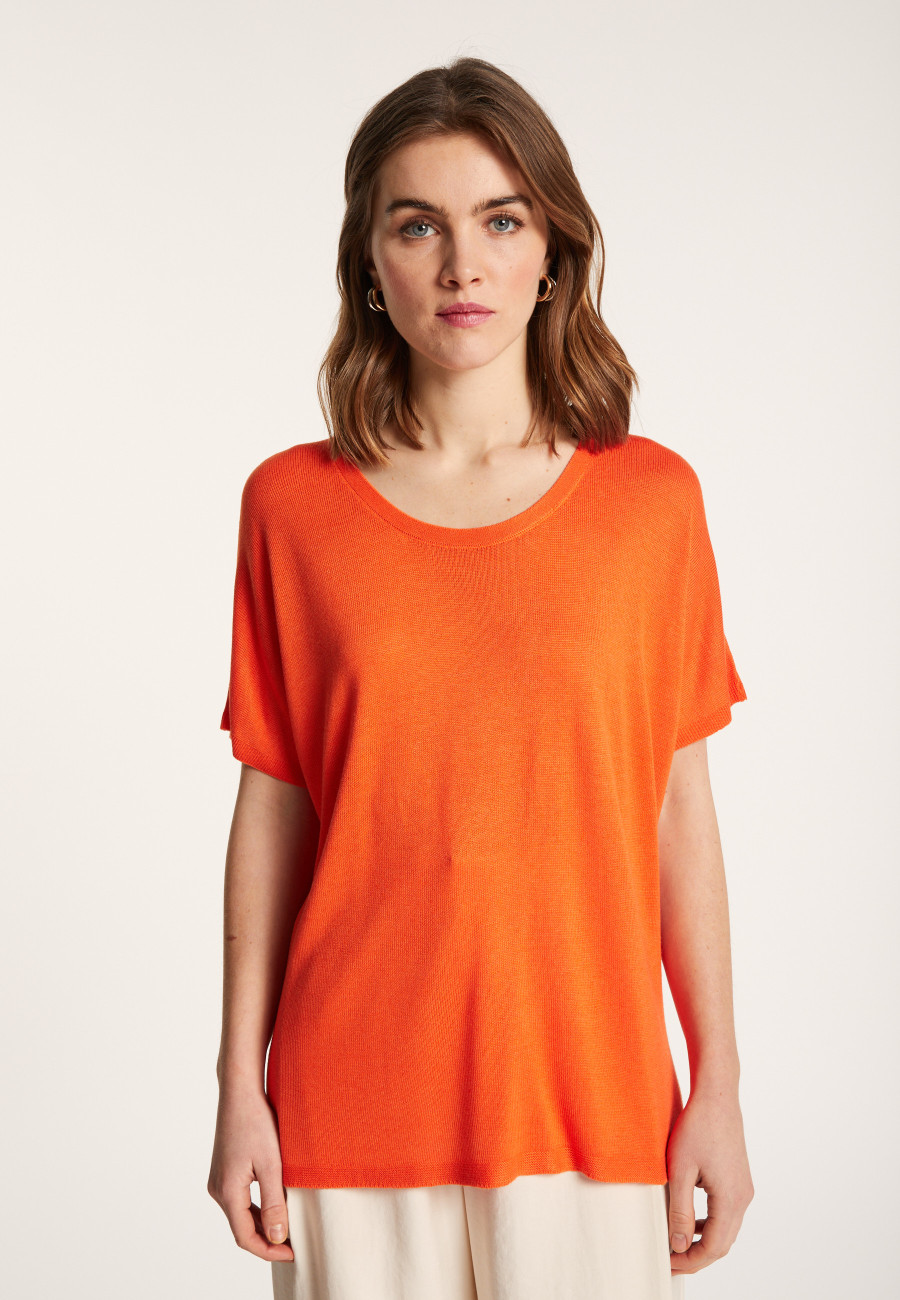 Loose-fitting T-shirt with slits - Nova