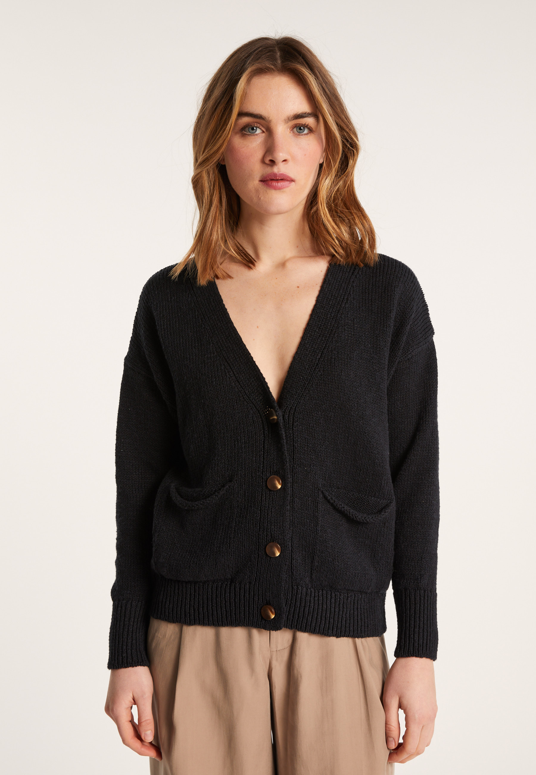 Gilet col V en coton et lin - Nais