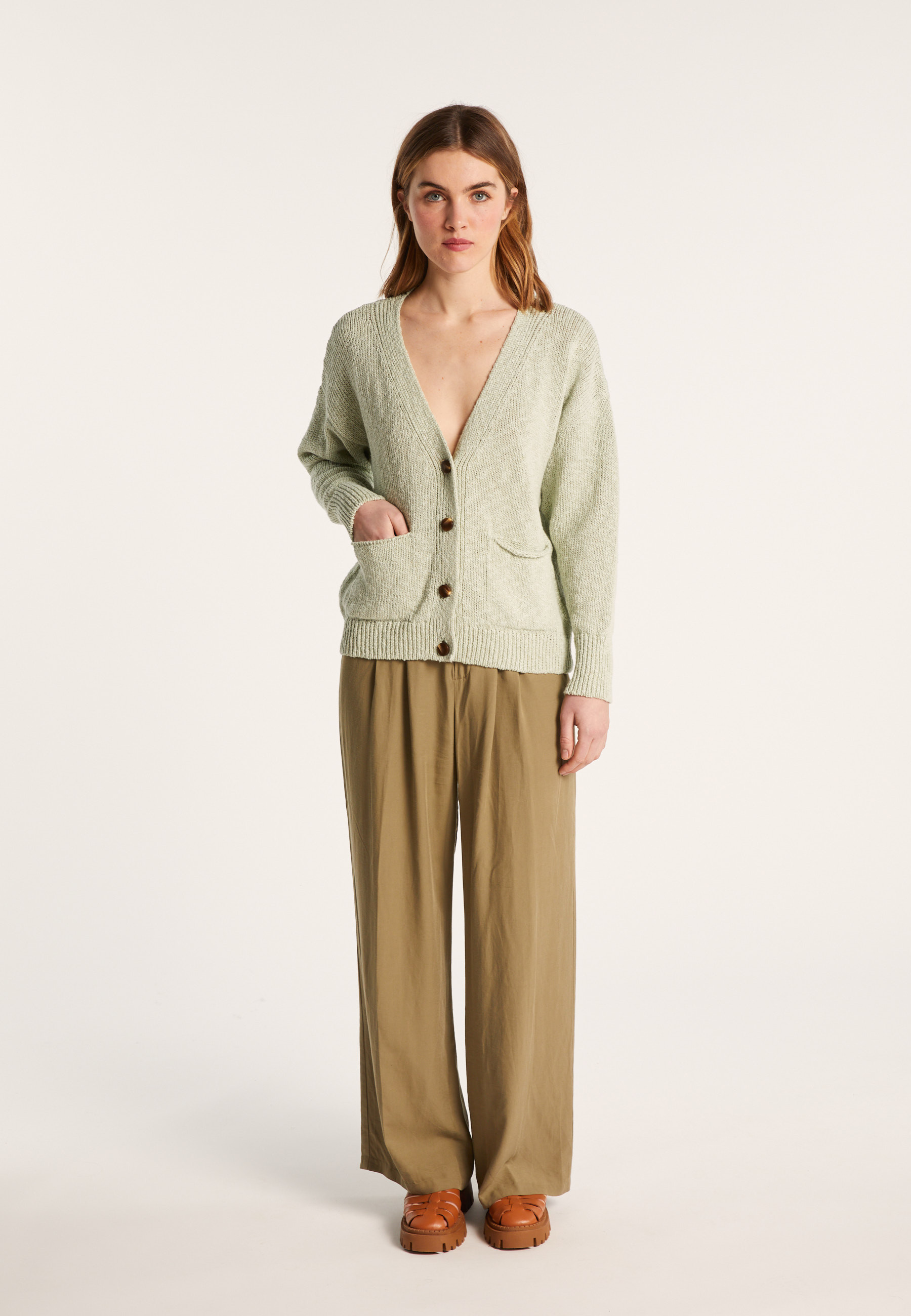 Gilet col V en coton et lin - Nais