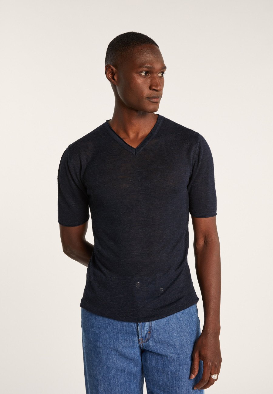 V-neck T-shirt in flamed linen - Reuben