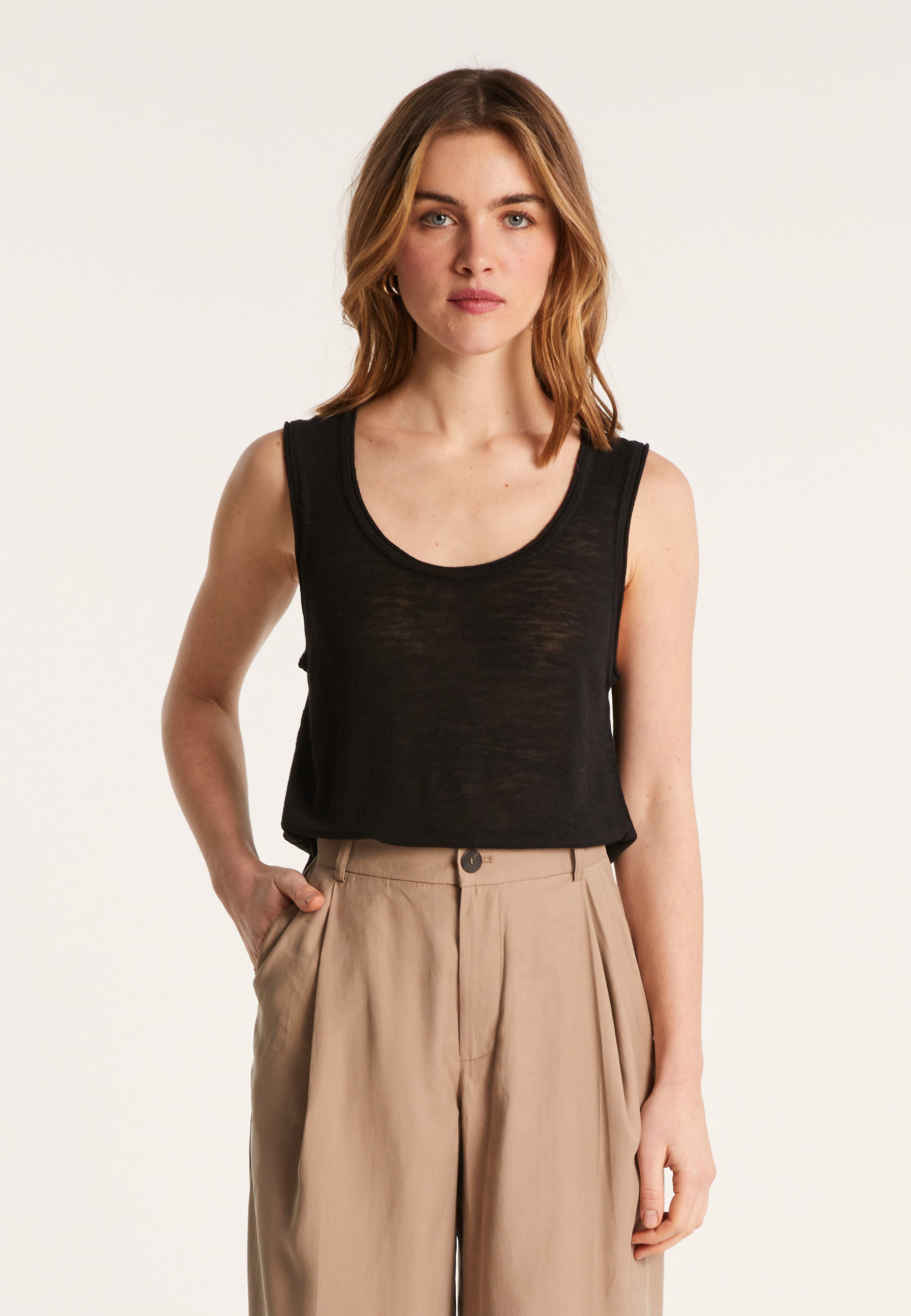 636803 MAITENA