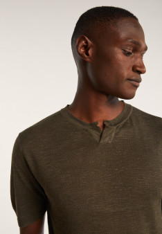 Slub linen t-shirt with Tunisian collar - Baraka