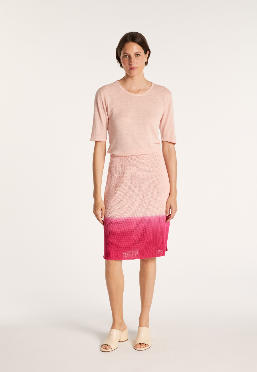 Camiseta gola redonda em linho flamejado com mangas cotovelo - Mady