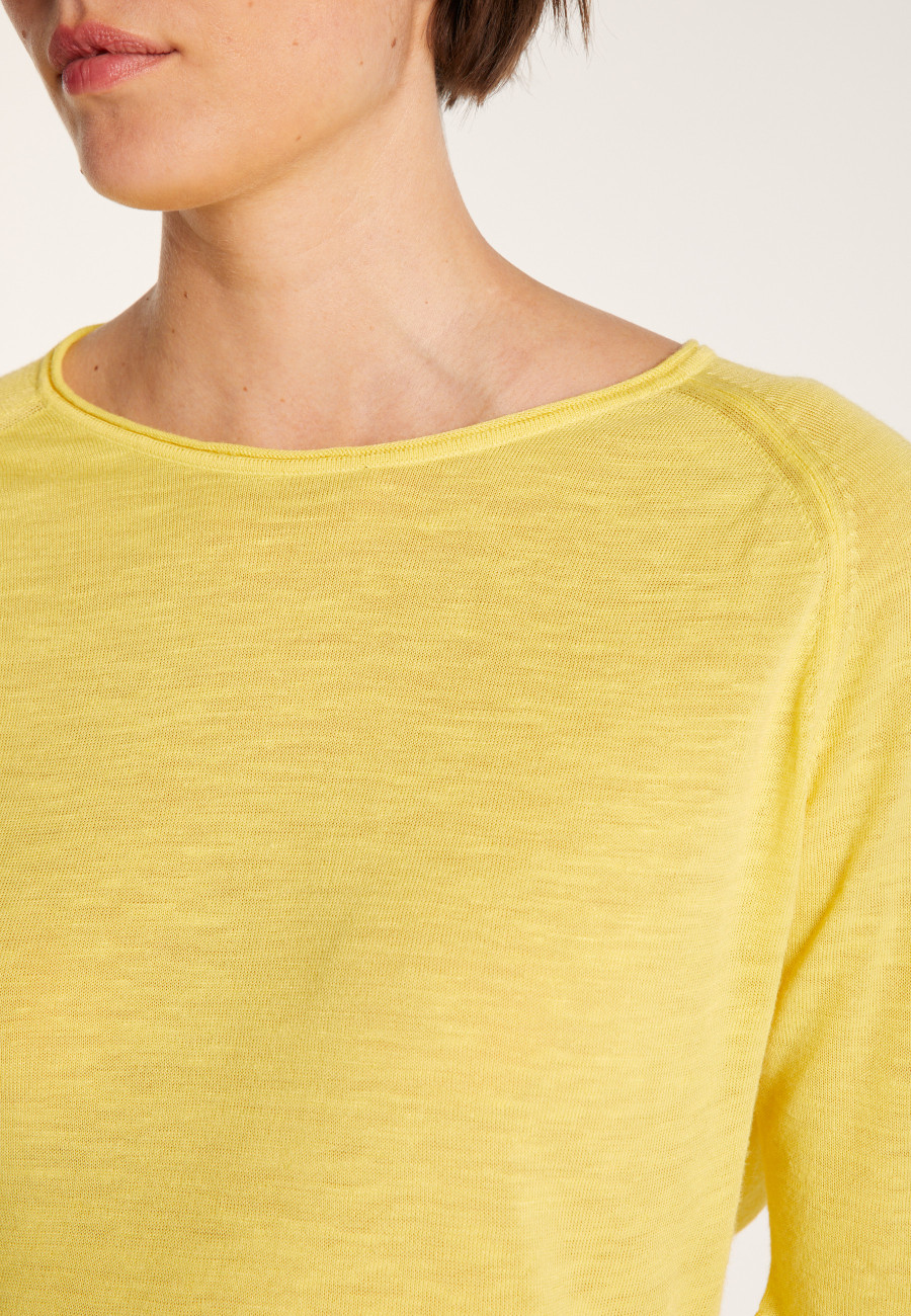 Camiseta com 1 bolso e prega traseira - Maika