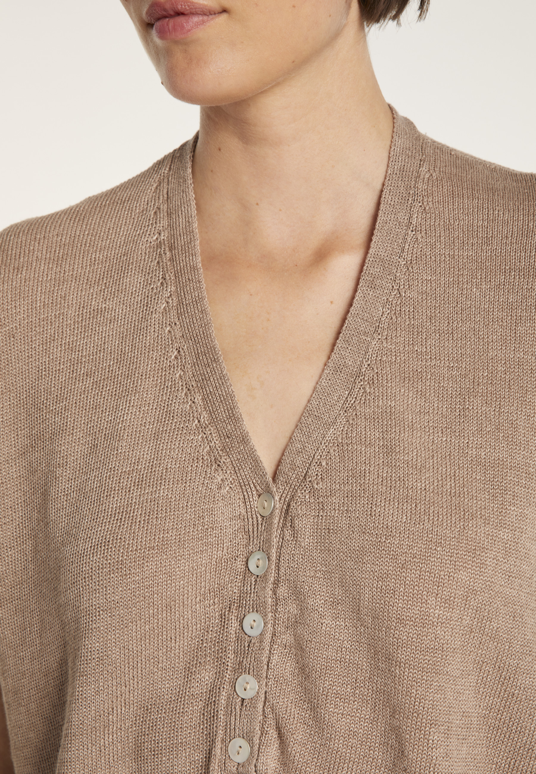 T-shirt en lin col V boutonné - Maati