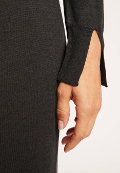 Dress made of wool and silk with back slit -  Epopée