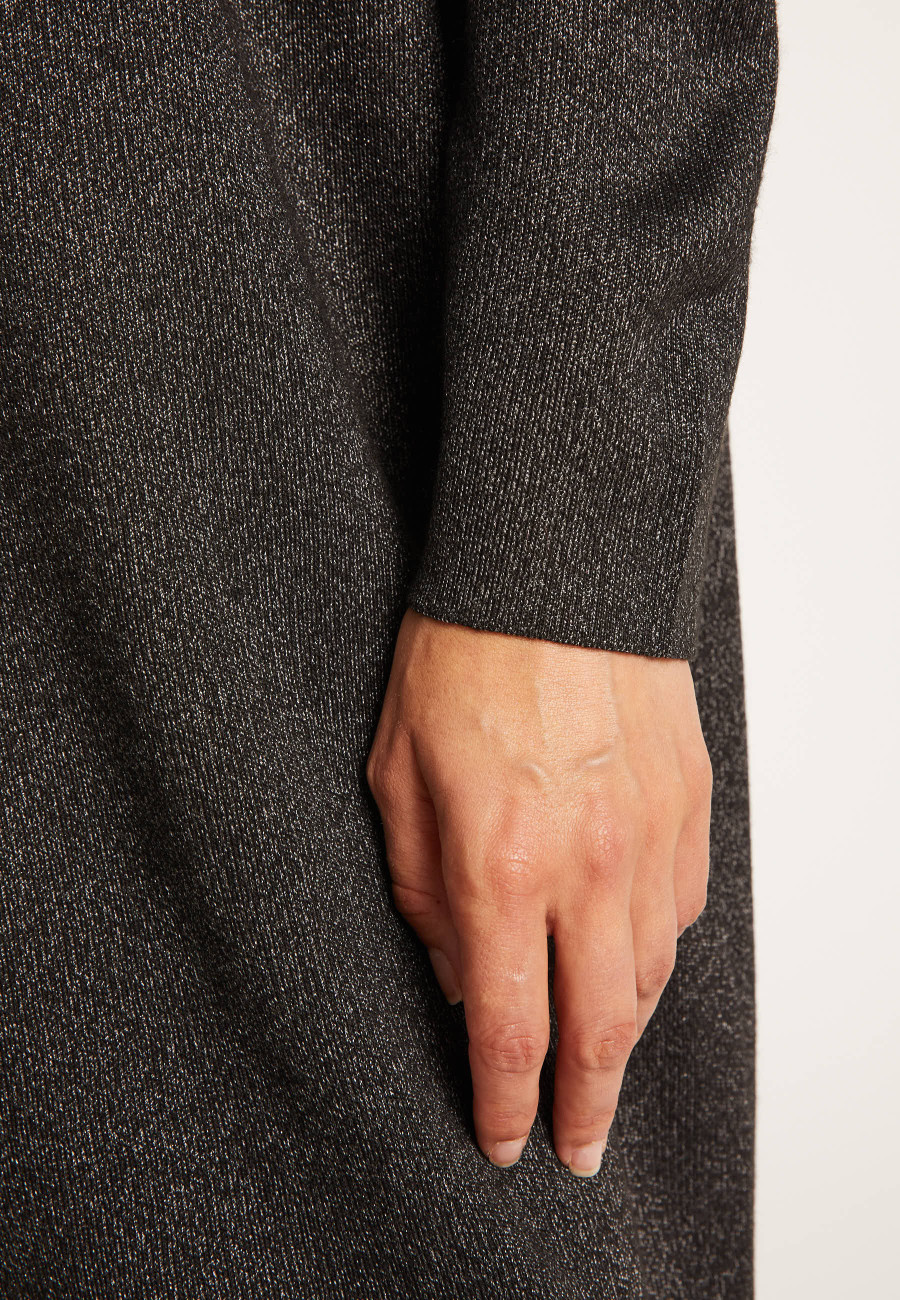 Loose-fit dress with high-neck — Grazia