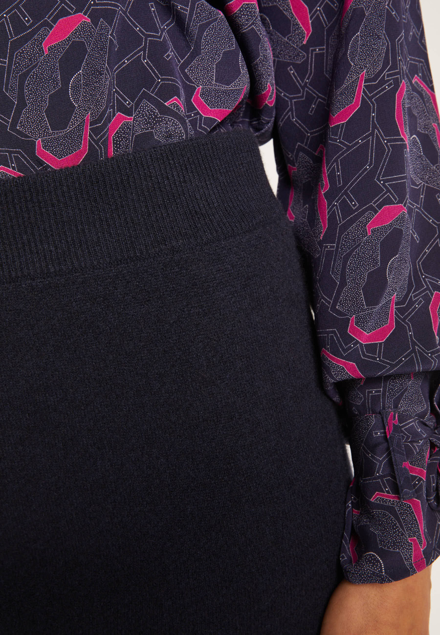 Saia curta de cashmere - France