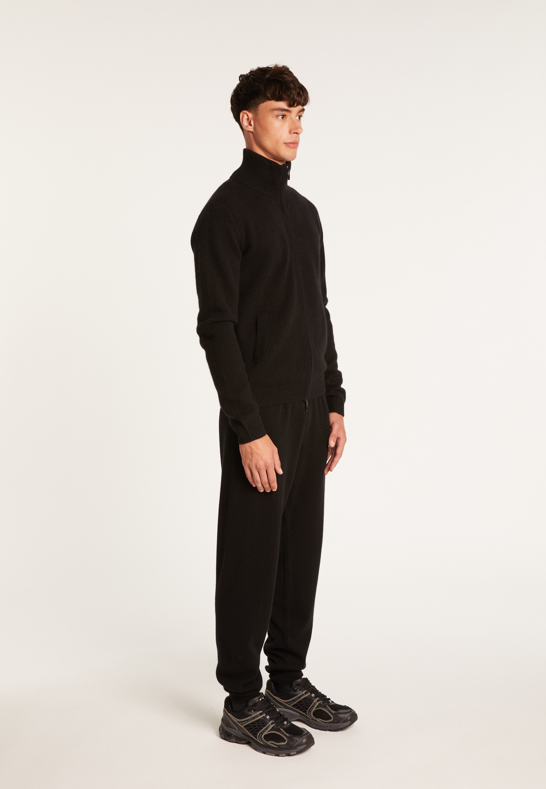 Gilet zippé en cachemire 4 fils - Balthazar 6610 noir - 01 Noir