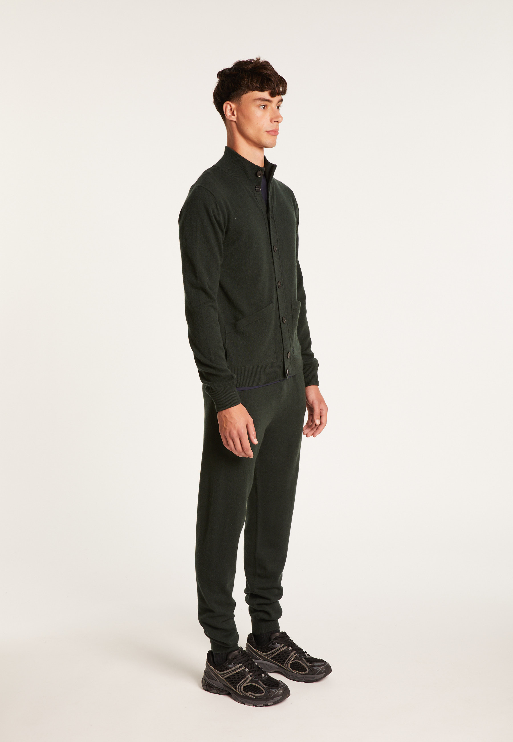 Buttoned cashmere cardigan with pockets - Erwan
