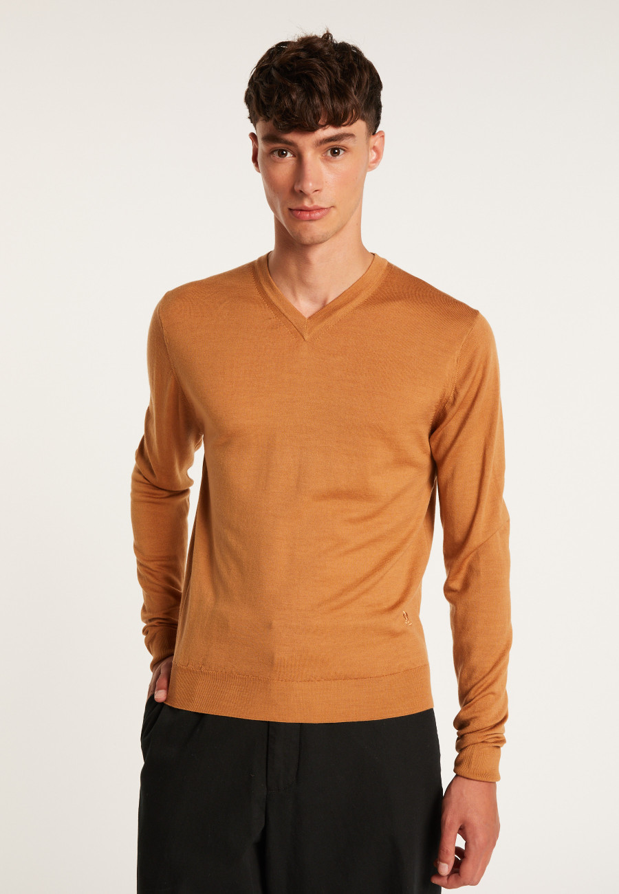 V-neck jumper in merino wool - Elmo