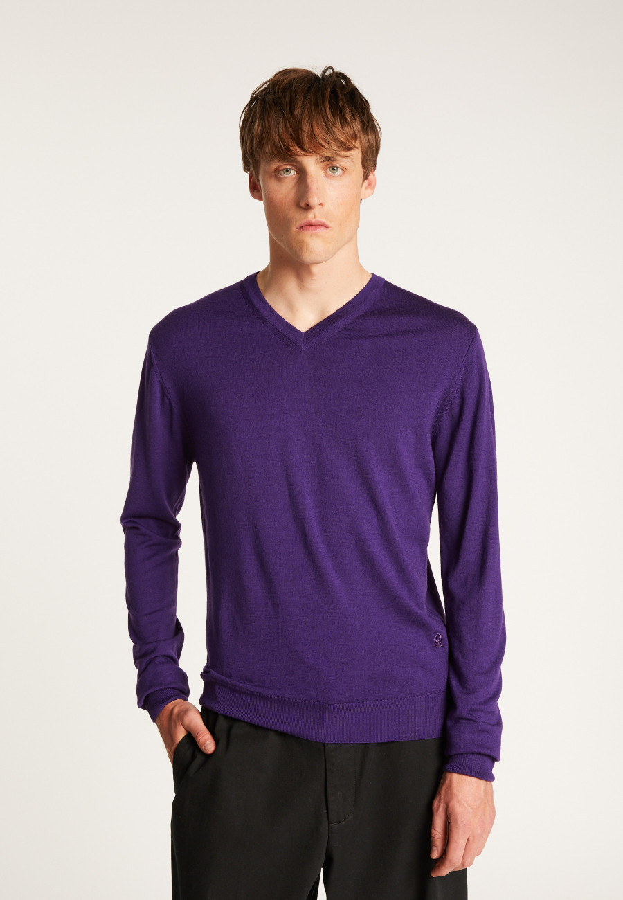 Merino Wool V-Neck Sweater - Elmo