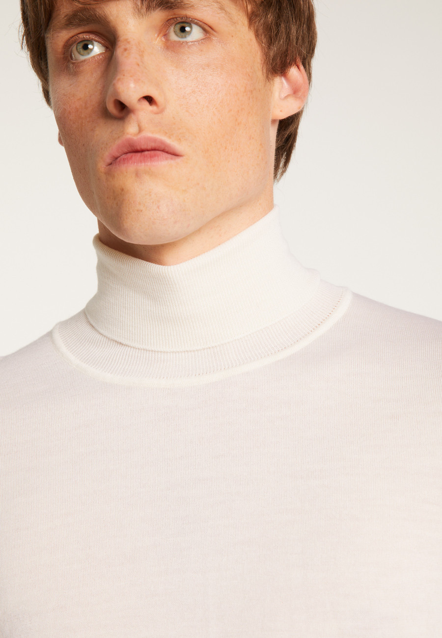 Merino Wool Turtleneck Sweater - Enzo