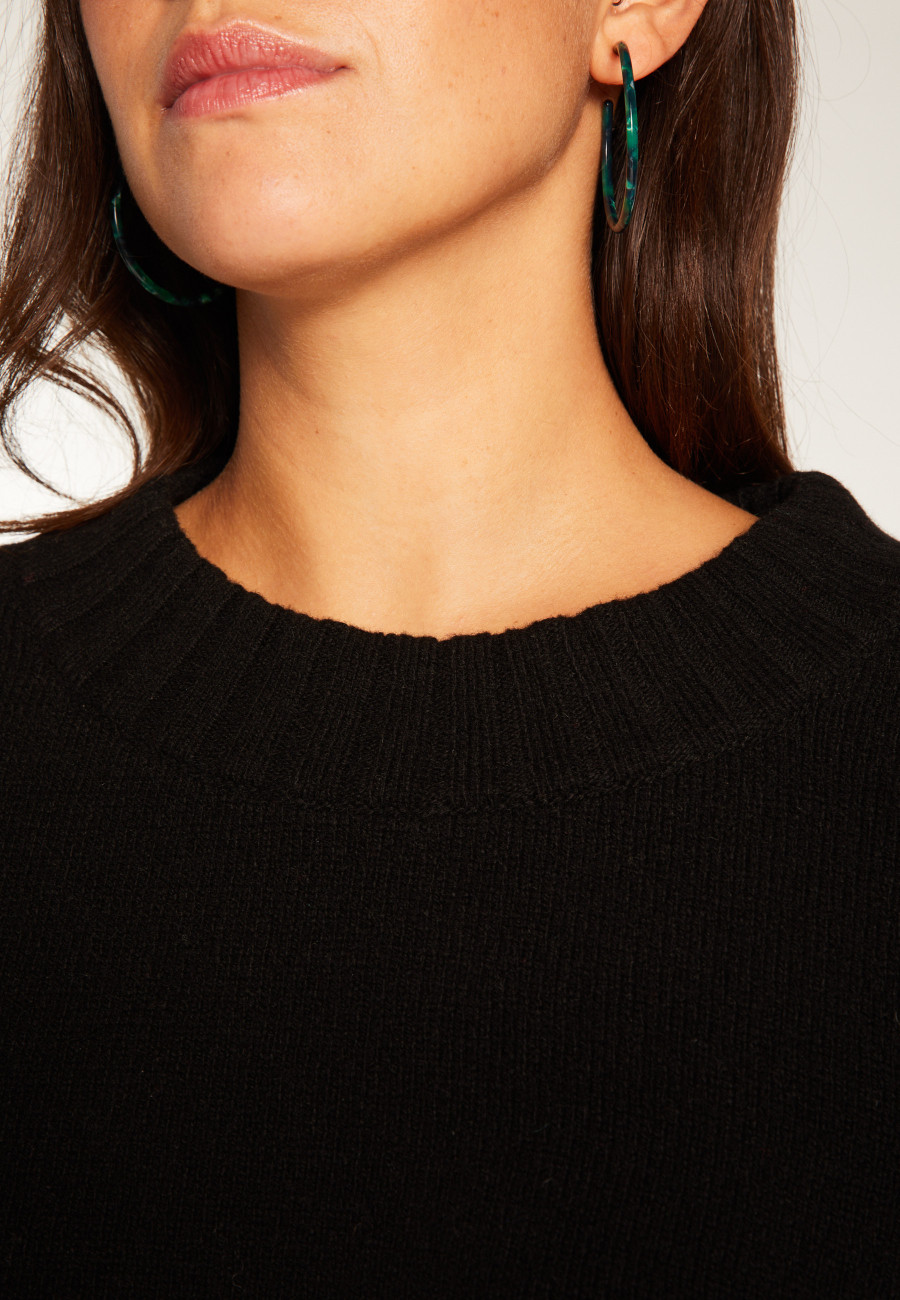 Suéter curto com gola redonda em cashmere - Vicky