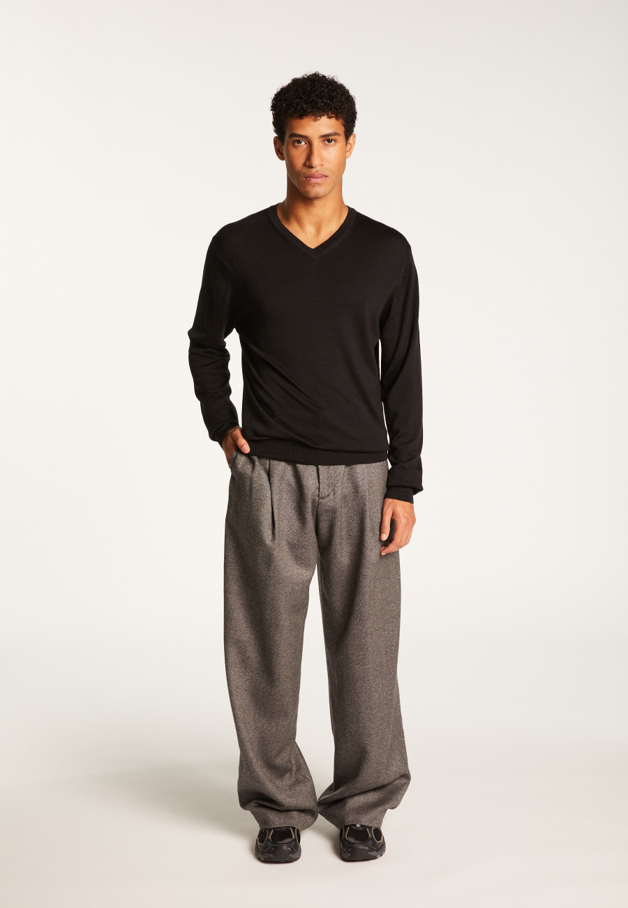 Suéter de lã merino com decote em V - Elmo