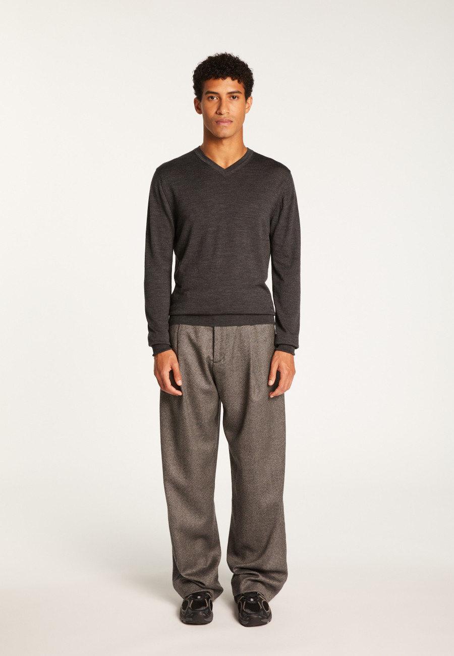 Merino Wool V-Neck Sweater - Elmo