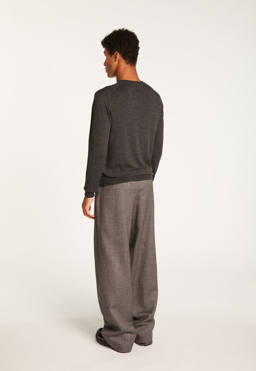 Merino Wool V-Neck Sweater - Elmo