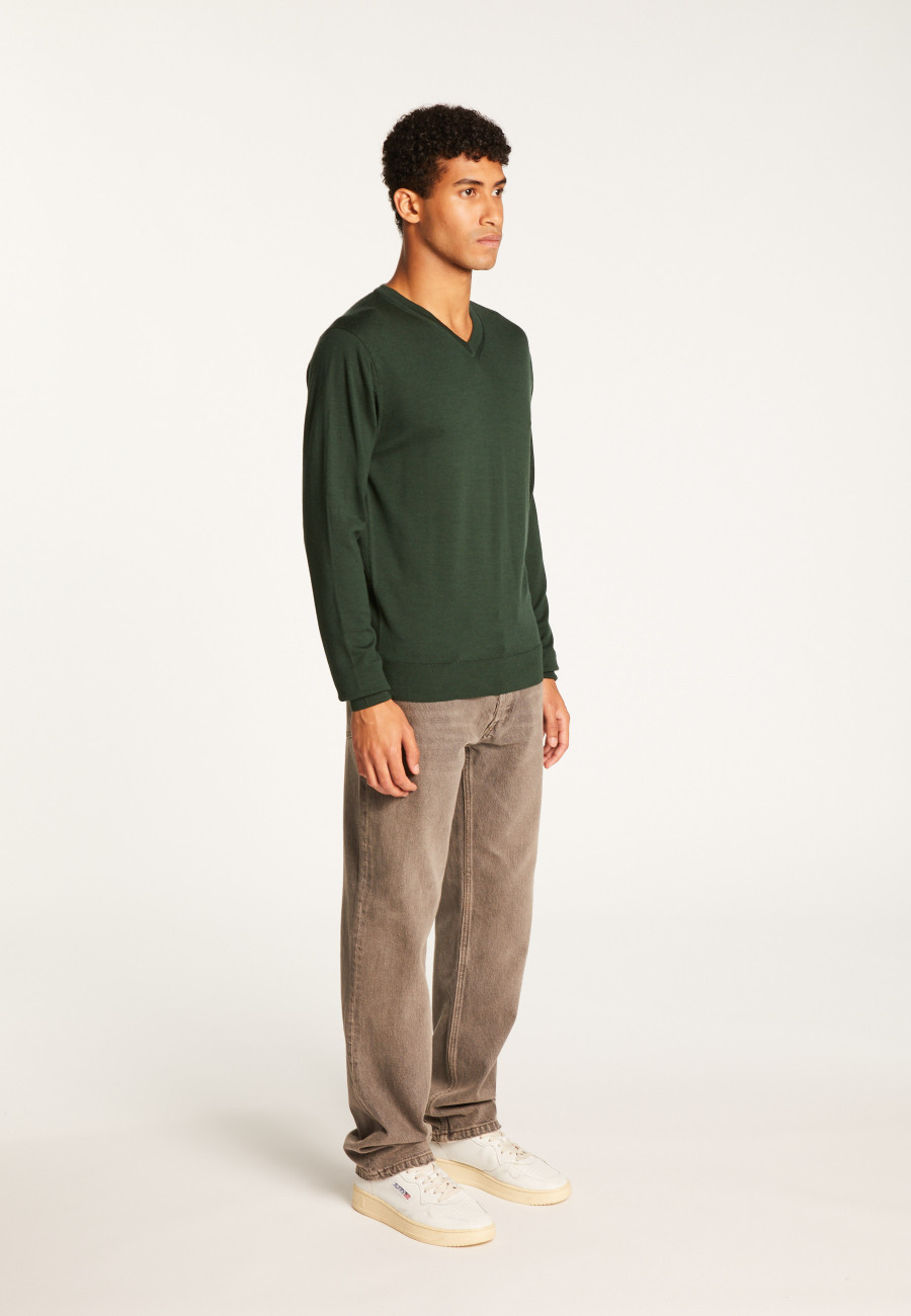 Merino Wool V-Neck Sweater - Elmo