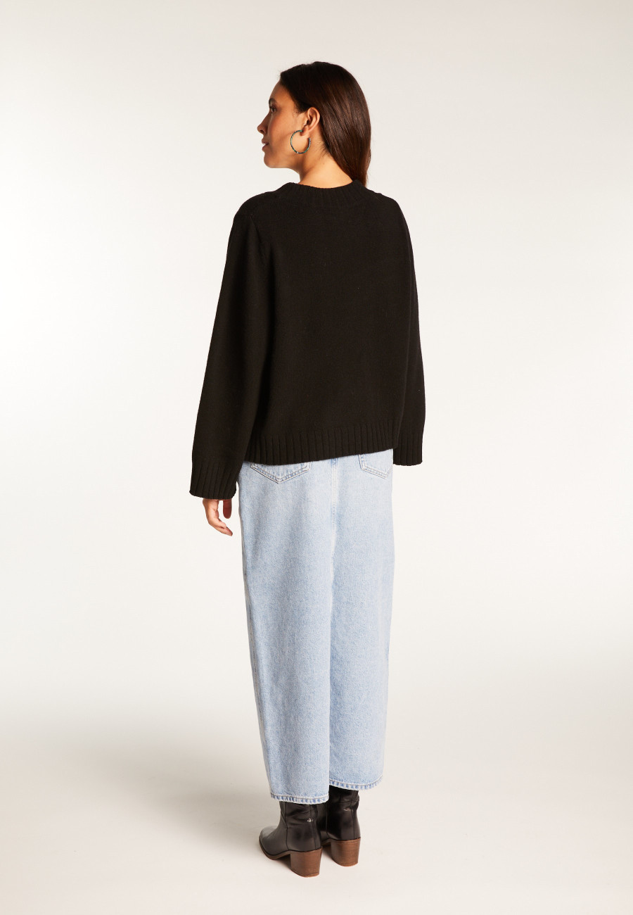 Suéter curto com gola redonda em cashmere - Vicky