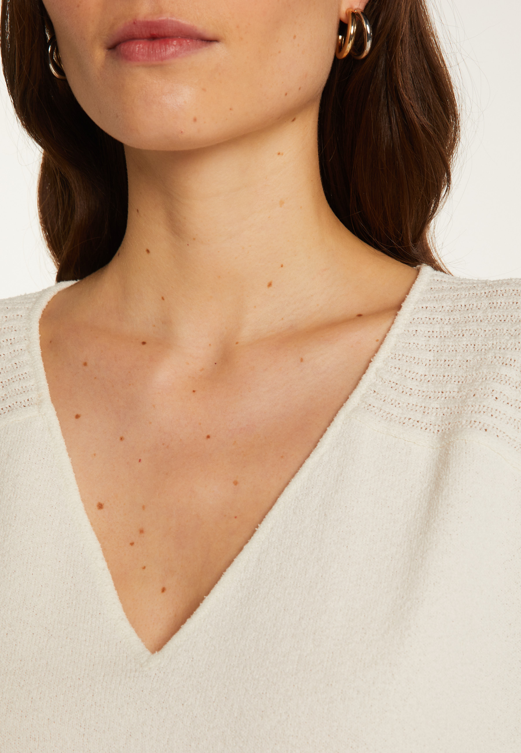 Cotton V-neck T-shirt - Devy