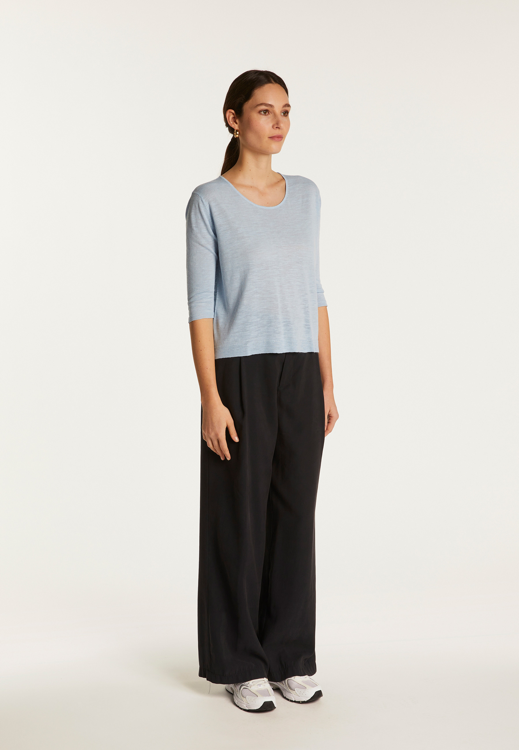 Round neck t-shirt in flamed linen - Domy