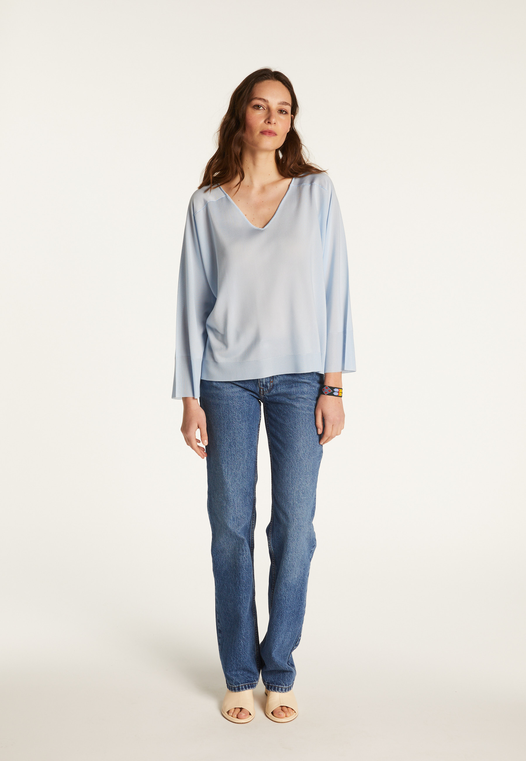 Pull col V en fil lumière - Delly