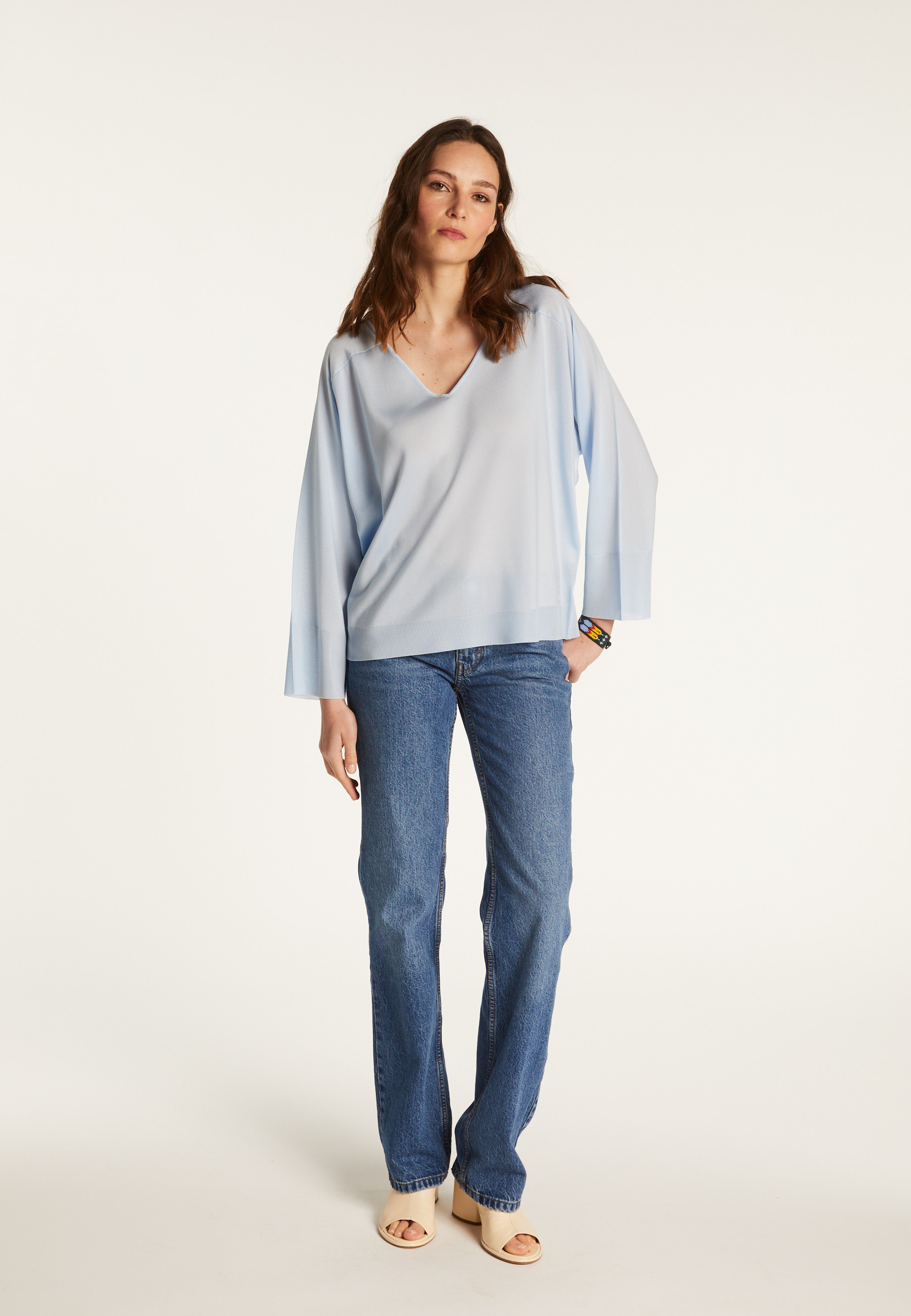 Pull col V en fil lumière - Delly