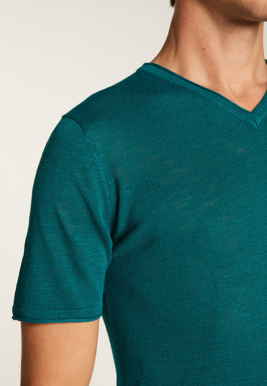 Cotton V-neck T-shirt - Reuben